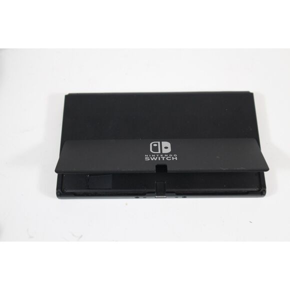 NINTENDO SWITCH OLED - Picture 2 of 7